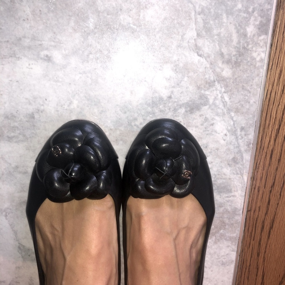 Chanel black Napa leather camellia ballerinas